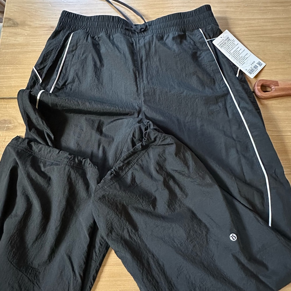 lululemon lightweight jogger🤎
